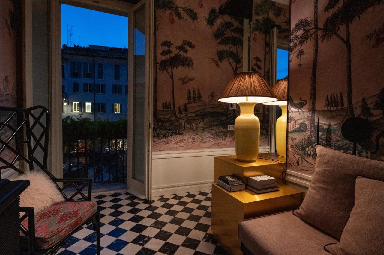Pantheon Balcony Morgana Aparthotel Rom